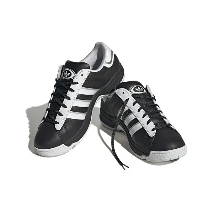 Adidas Campus -kengät ”Black White”