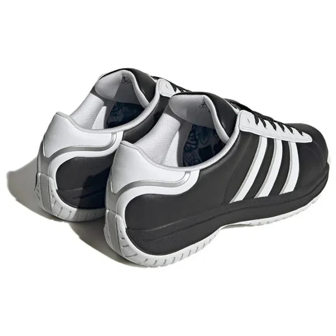 Adidas Campus -kengät ”Black White”